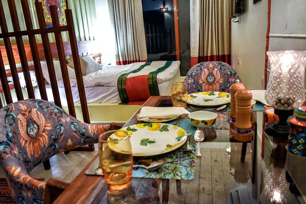 Tree Of Life Ecotainers Agra Hotel Agra (Uttar Pradesh)